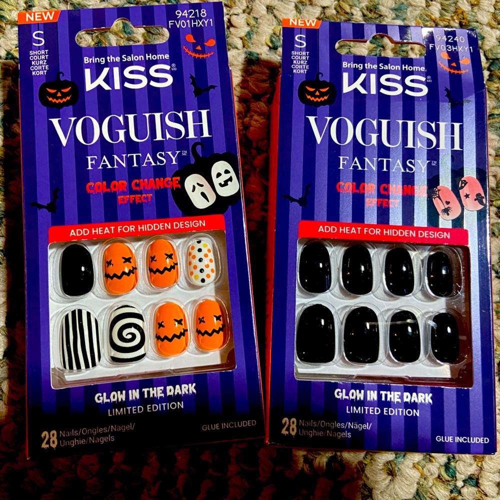 KISS Vogish Fantasy Glow Nail Set with Orange and Black Designs